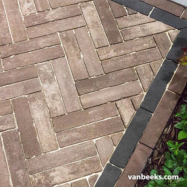 Unilock Mattoni Concrete Paver